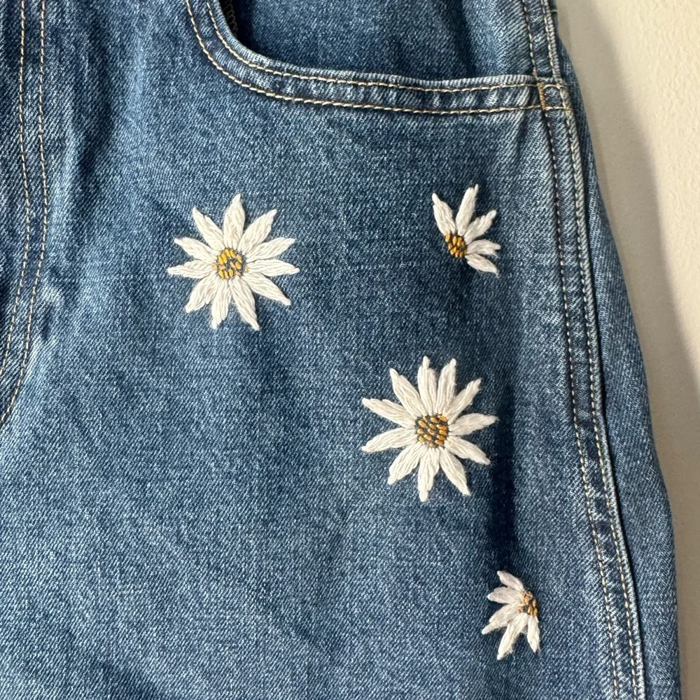 Everlane Way High Daisy Embroidered Denim Skirt Organic Cotton Cottagecore Chic - Picture 2 of 8